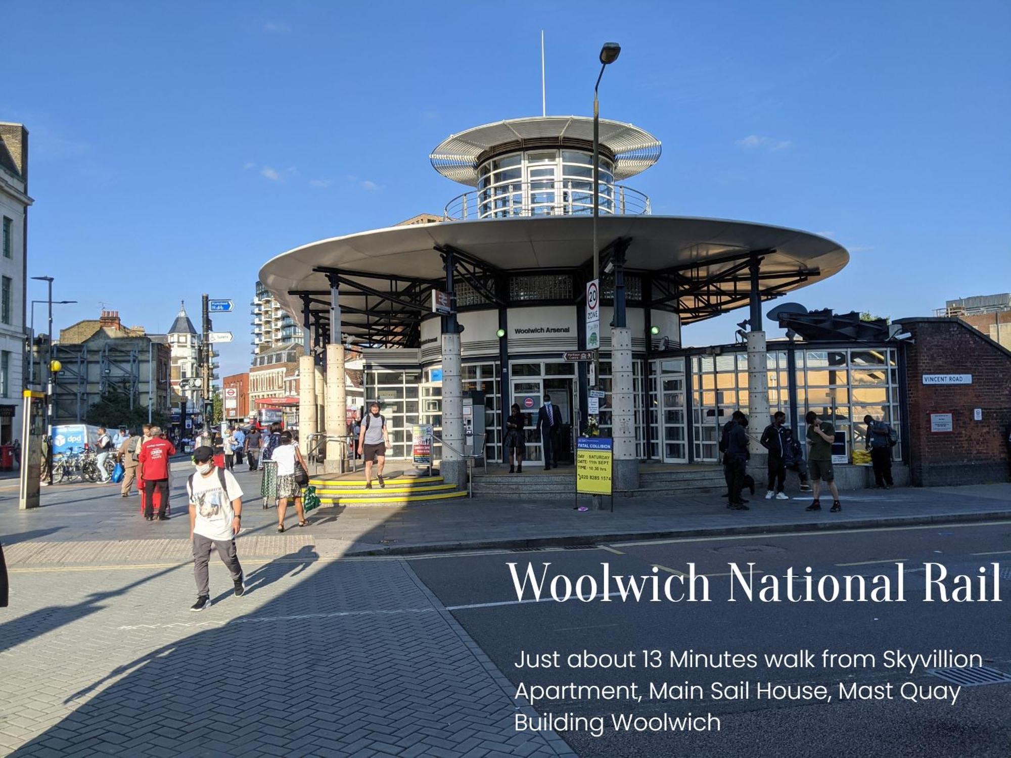 Skyvillion - London River Thames Top Floor Apartments By Woolwich Ferry, Mins To London Excel, O2 Arena , London City Airport With Parking Esterno foto