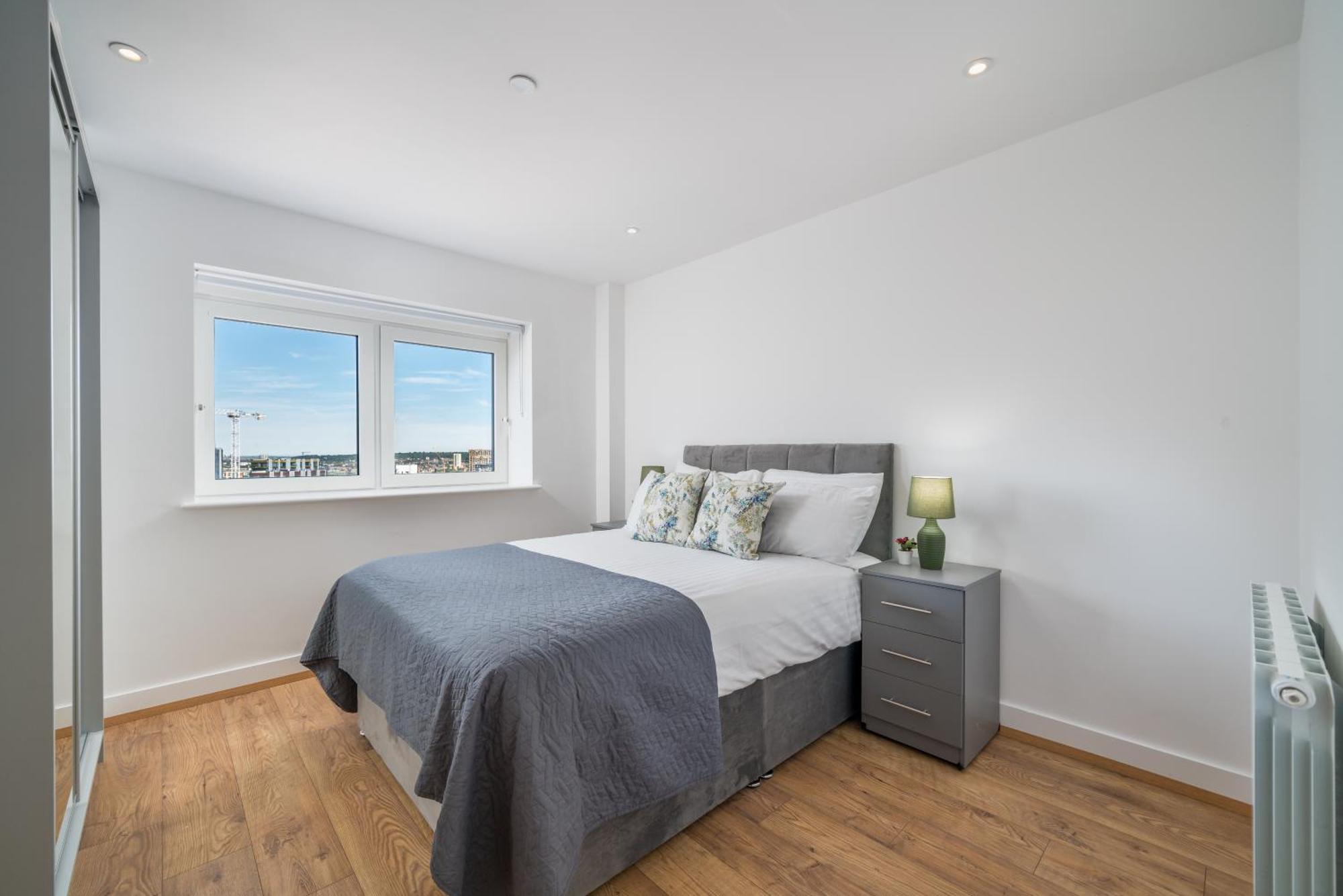 Skyvillion - London River Thames Top Floor Apartments By Woolwich Ferry, Mins To London Excel, O2 Arena , London City Airport With Parking Esterno foto