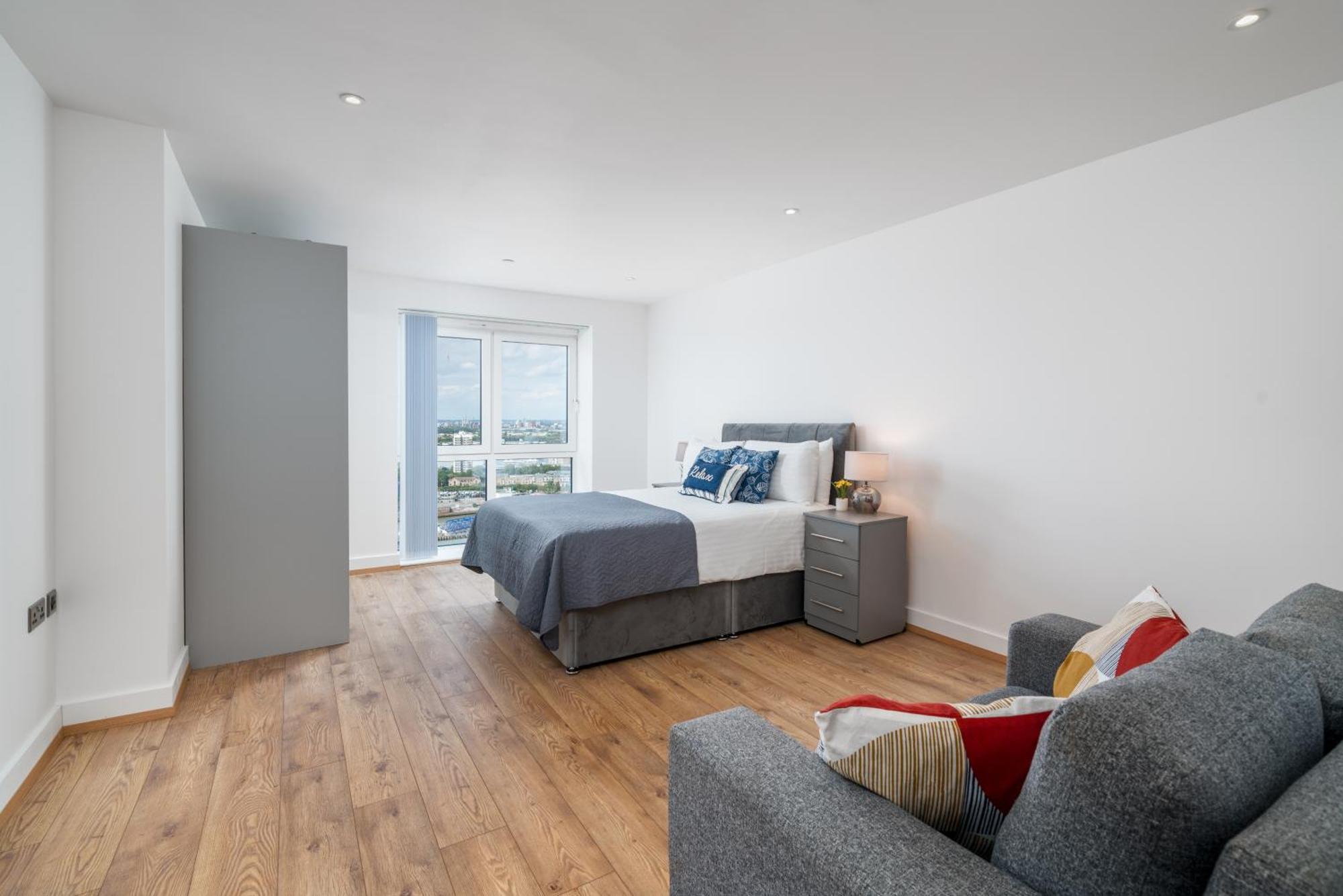 Skyvillion - London River Thames Top Floor Apartments By Woolwich Ferry, Mins To London Excel, O2 Arena , London City Airport With Parking Esterno foto