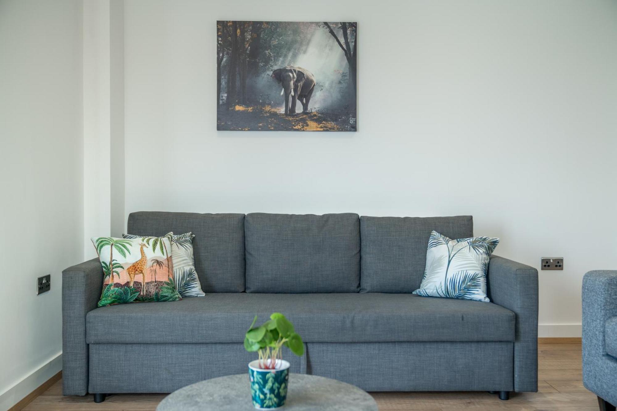 Skyvillion - London River Thames Top Floor Apartments By Woolwich Ferry, Mins To London Excel, O2 Arena , London City Airport With Parking Esterno foto